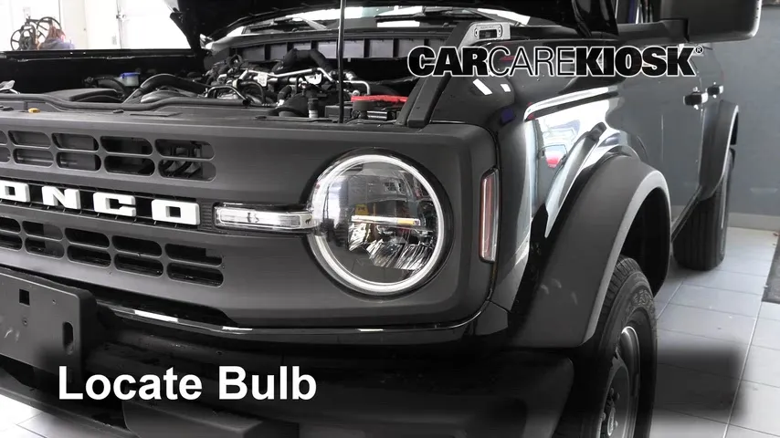 2025 Ford Bronco 2.3L 4 Cyl. Turbo Éclairage Feu clignotant avant (remplacer l'ampoule)